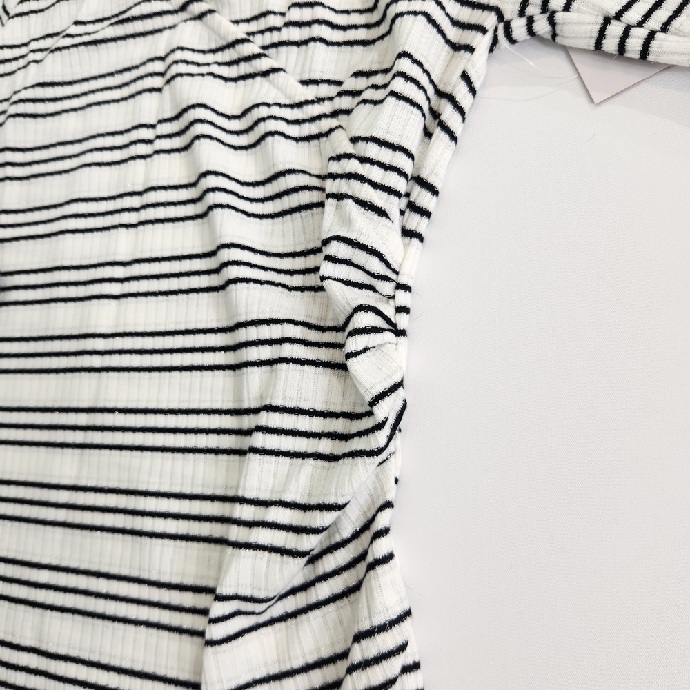 Jennifer Lopez Women's Top Blouse Shirt Size S 3/4 Sleeve V Neck Striped 1 - Picture 4 of 13